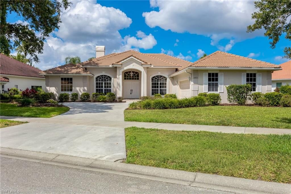 Property Photo:  11223 Phoenix Way  FL 34119 