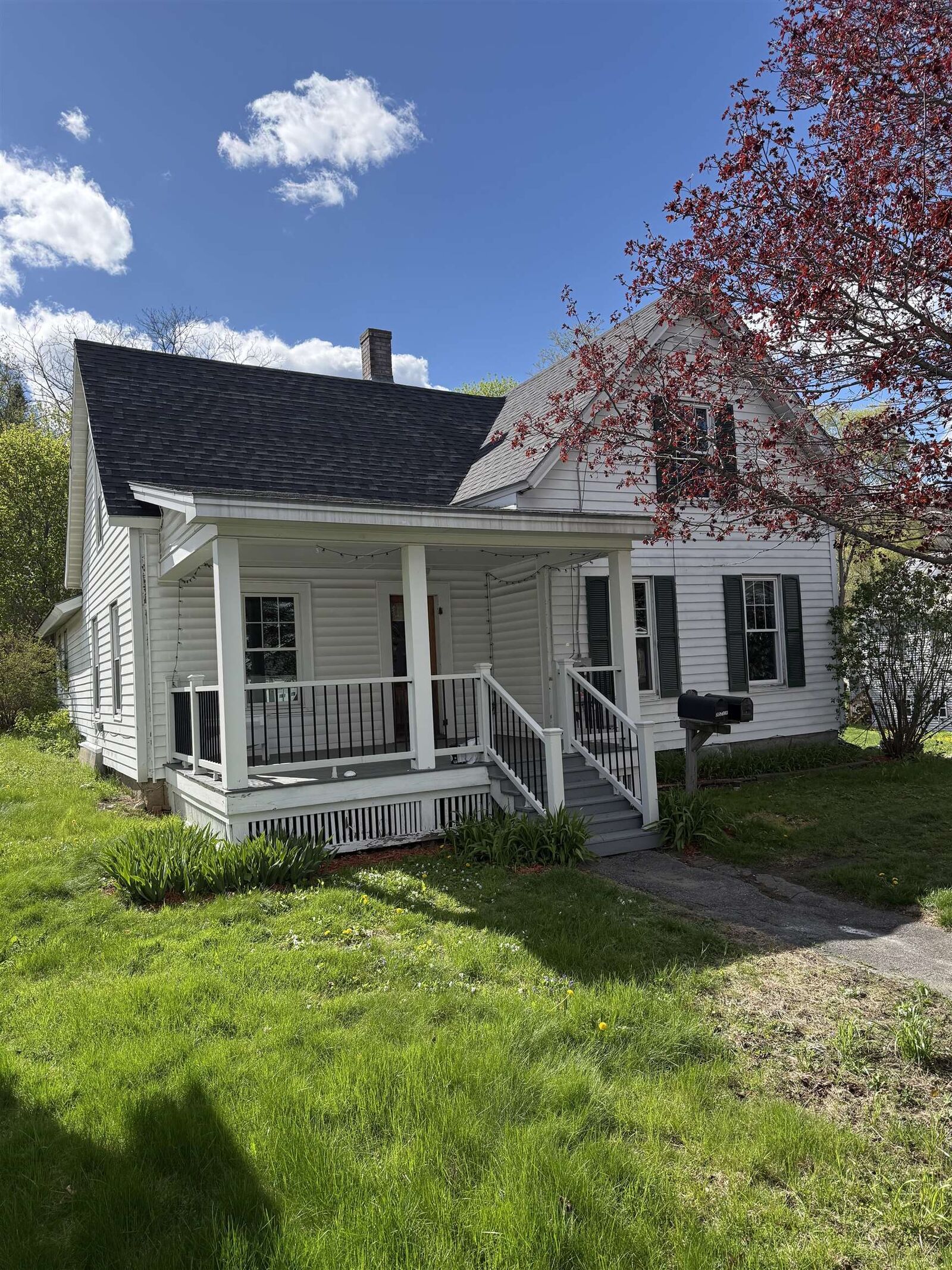 Property Photo:  140 Hanover Street  NH 03766 