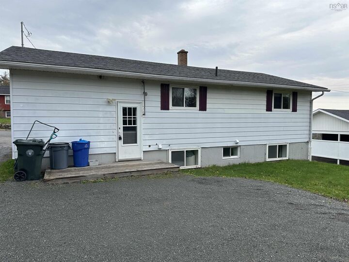 Property Photo:  32 Greening Drive  NS B2G 1R2 