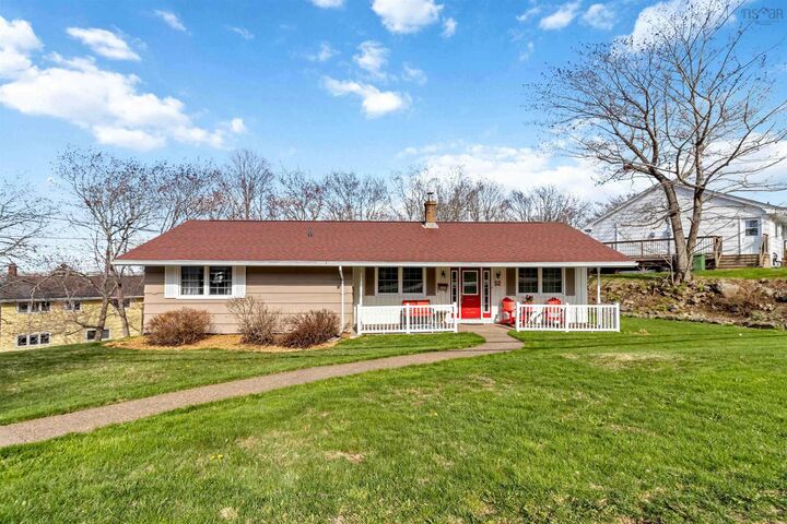 52 Flamingo Drive — photo 1