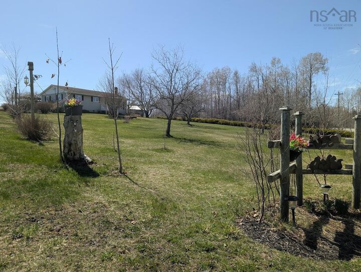 Property Photo:  251 Ben Jackson Rd  NS B0P 1P0 