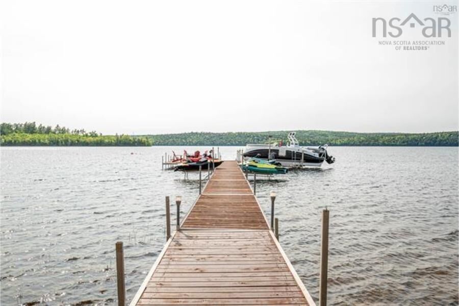 Property Photo:  22 Parkview  Drive  NS B2T 1B1 