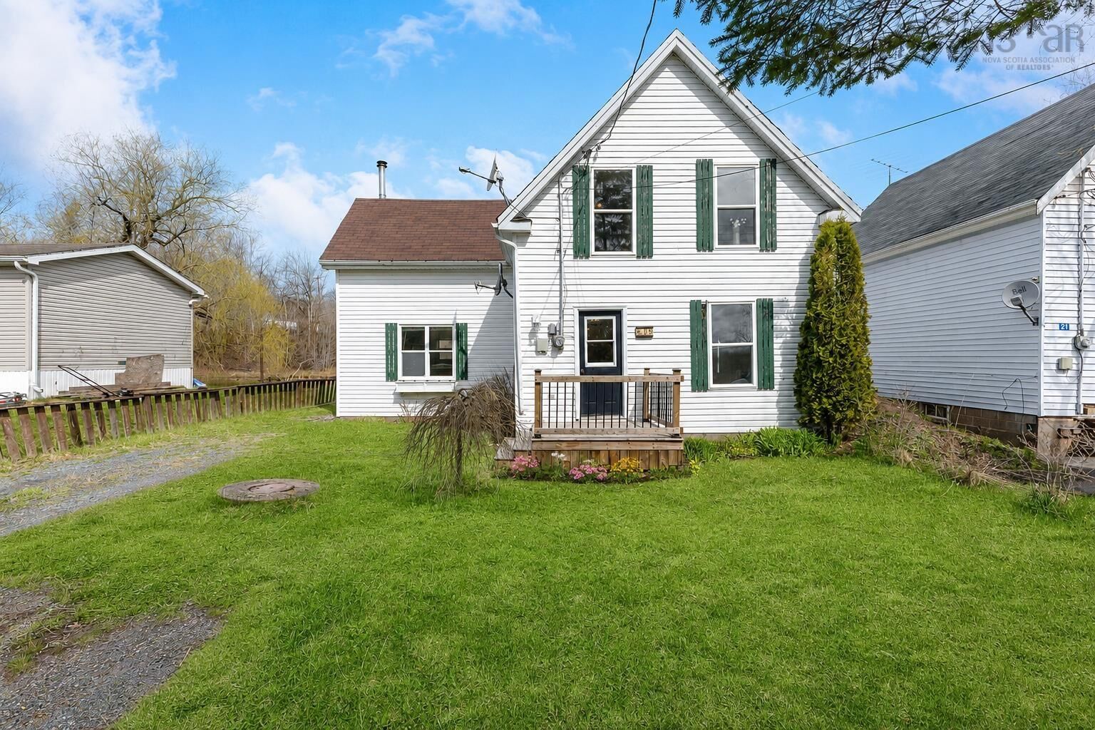 Property Photo:  19 Station Road  NS B0N 2H0 