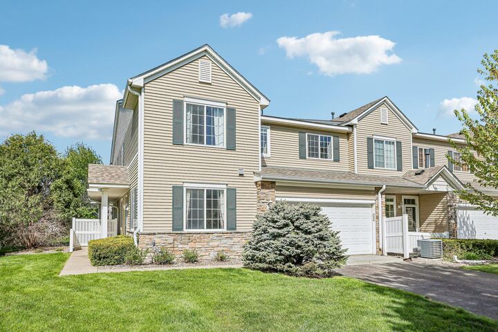 Property Photo:  40 River Woods Drive W  MN 55071 