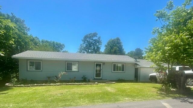 Property Photo:  16507 Ivy Lane  AR 72756 