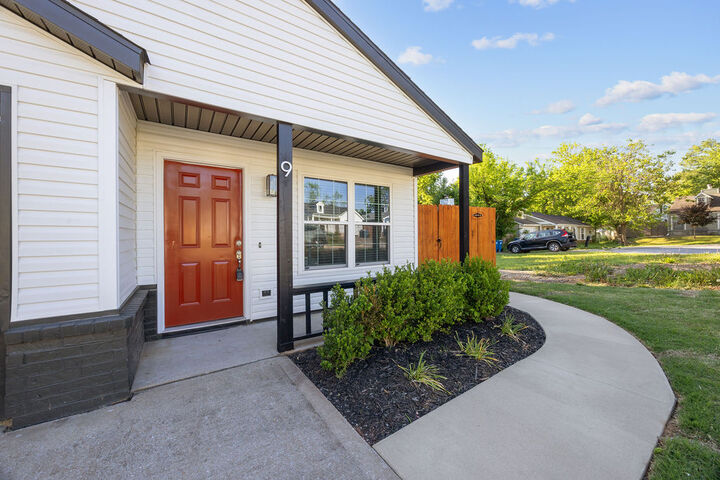 Property Photo:  9 Brookhollow Place  AR 72712 