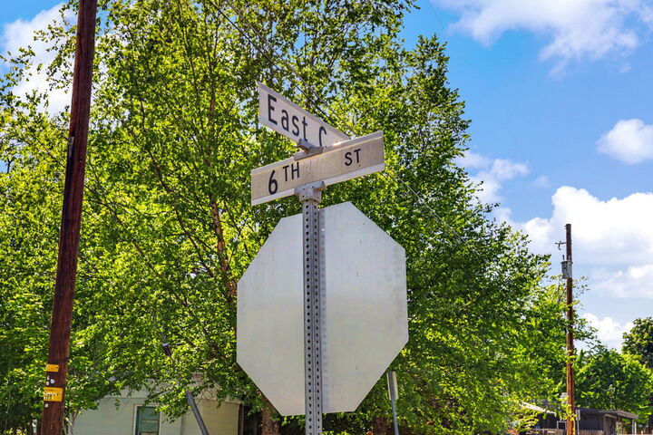 Property Photo: 0 E 'C' Street OR 97530
