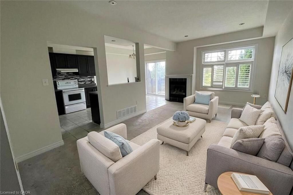 Property Photo:  45 Olivia Place  ON L9K 1R3 