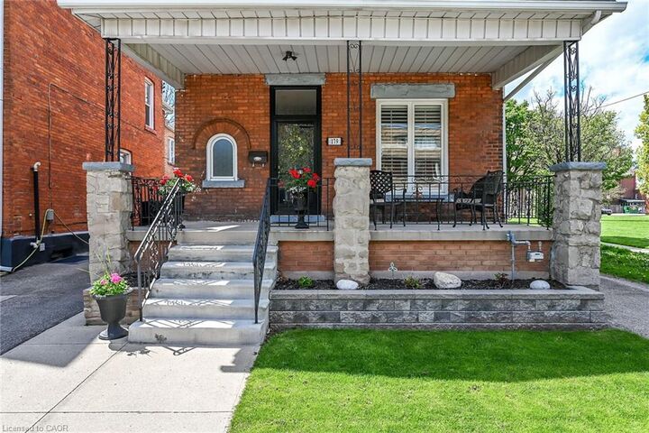 Property Photo:  179 Macnab Street N  ON L8R 2M5 