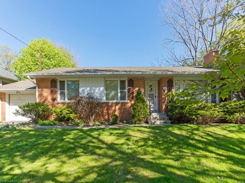 Property Photo:  2067 Devon Road  ON L6J 2N1 