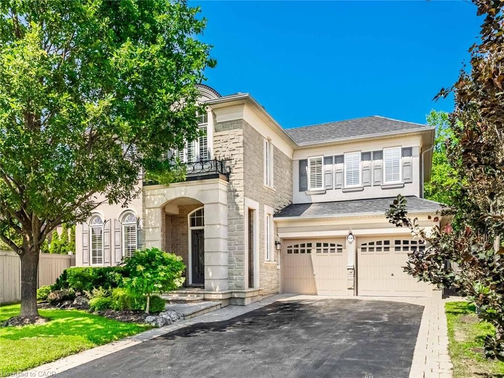 Property Photo:  130 Innville Crescent  ON L6L 0B8 