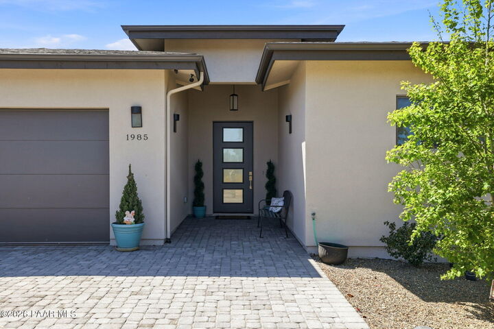 Property Photo:  1985 Golf View Lane  AZ 86301 