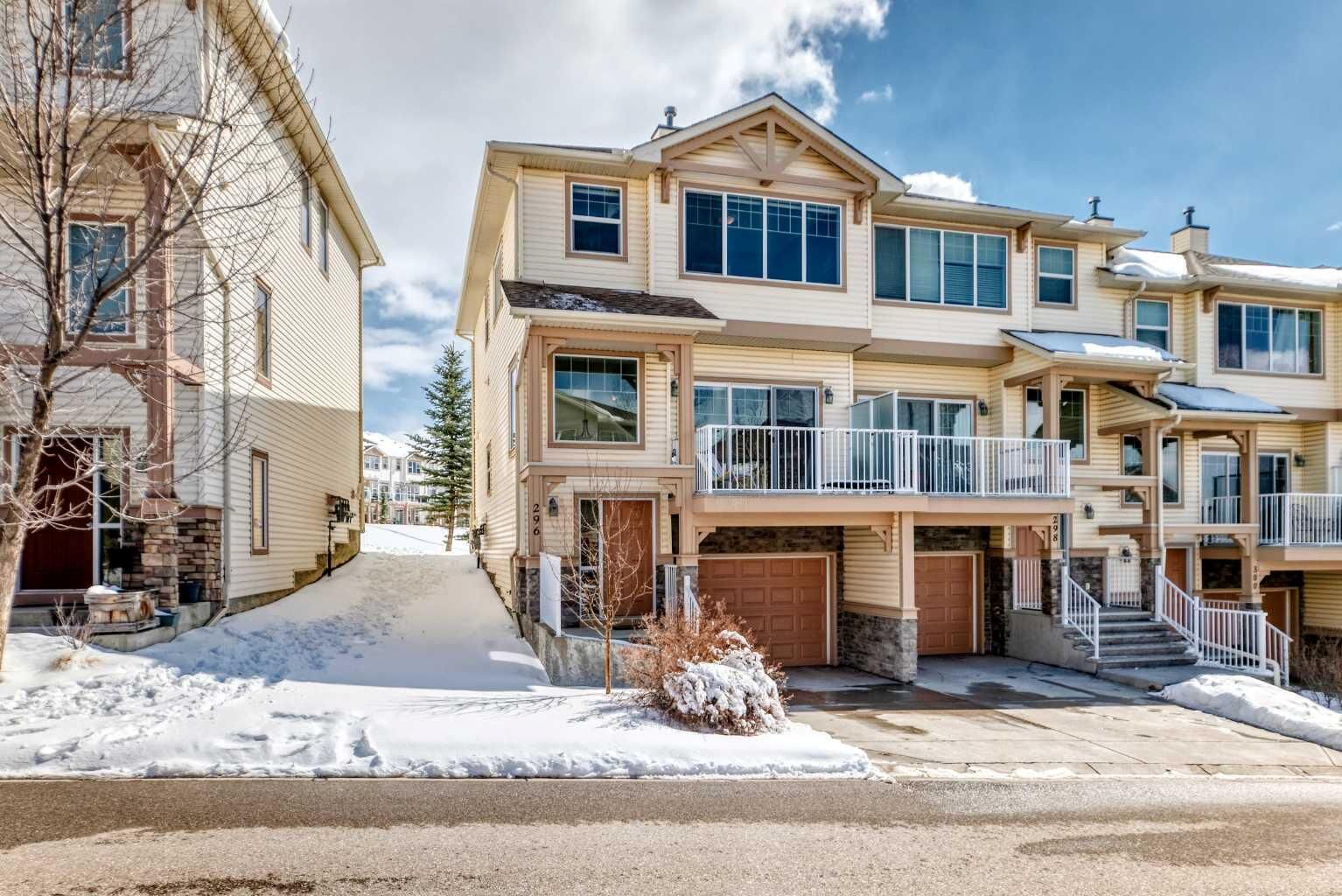 Property Photo:  296 Sunset Point  AB T4C 0K8 