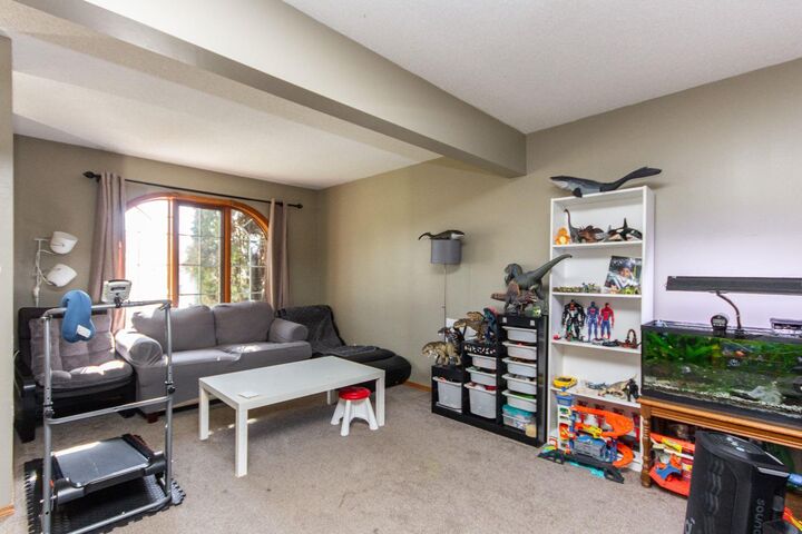 Property Photo:  16 Davis Close  AB T4R 2L4 