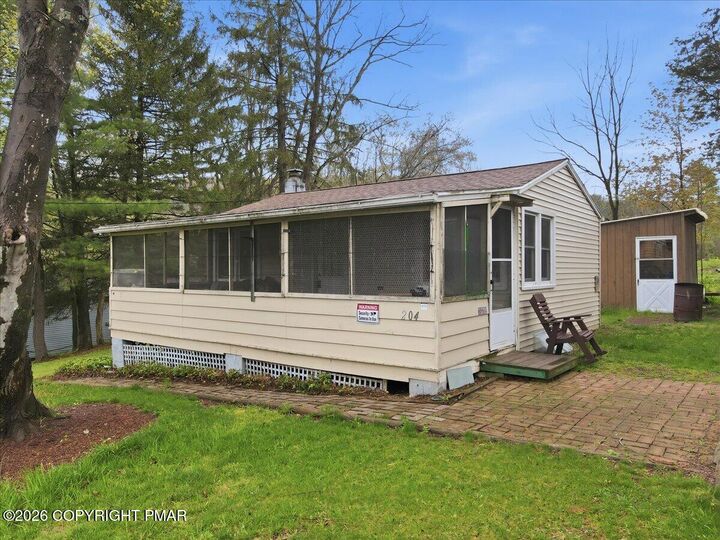 Property Photo:  204 Richard Lane  PA 18058 