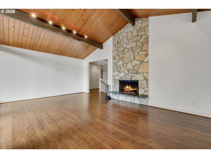 Property Photo:  6435 SW 90th Ave  OR 97223 