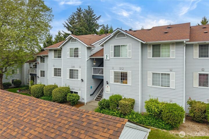 Property Photo:  7453  Newcastle Golf Club Road #F103  WA 98059 
