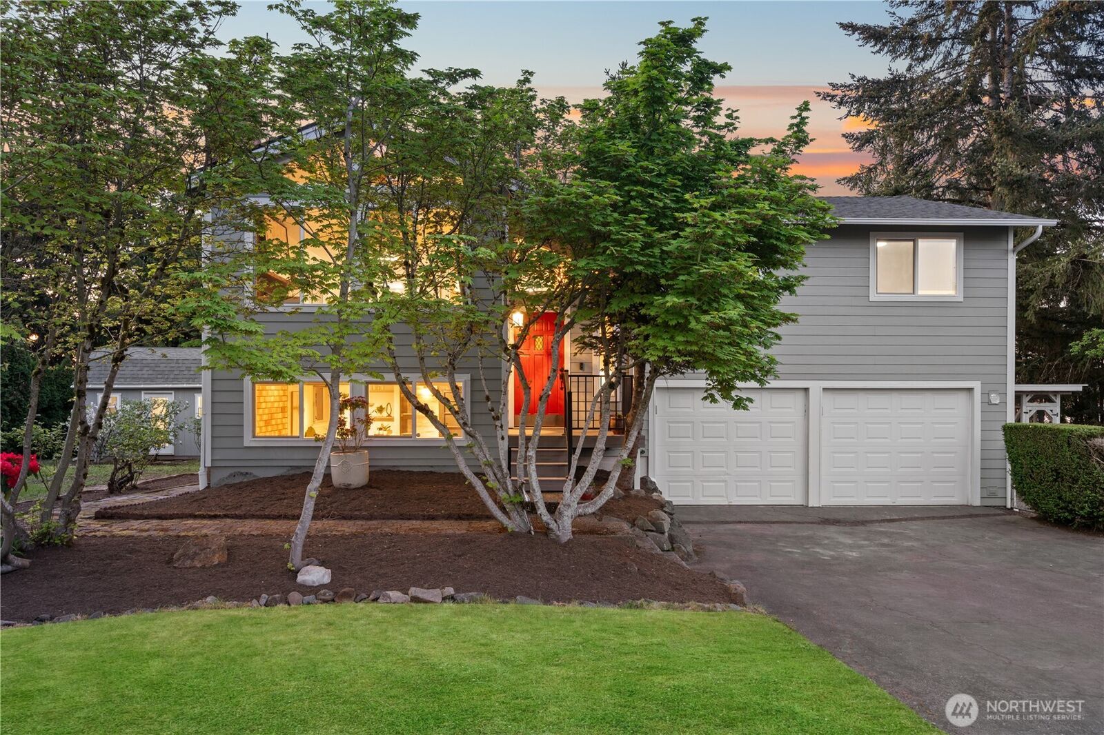 Property Photo:  2943  216th Street SW  WA 98036 