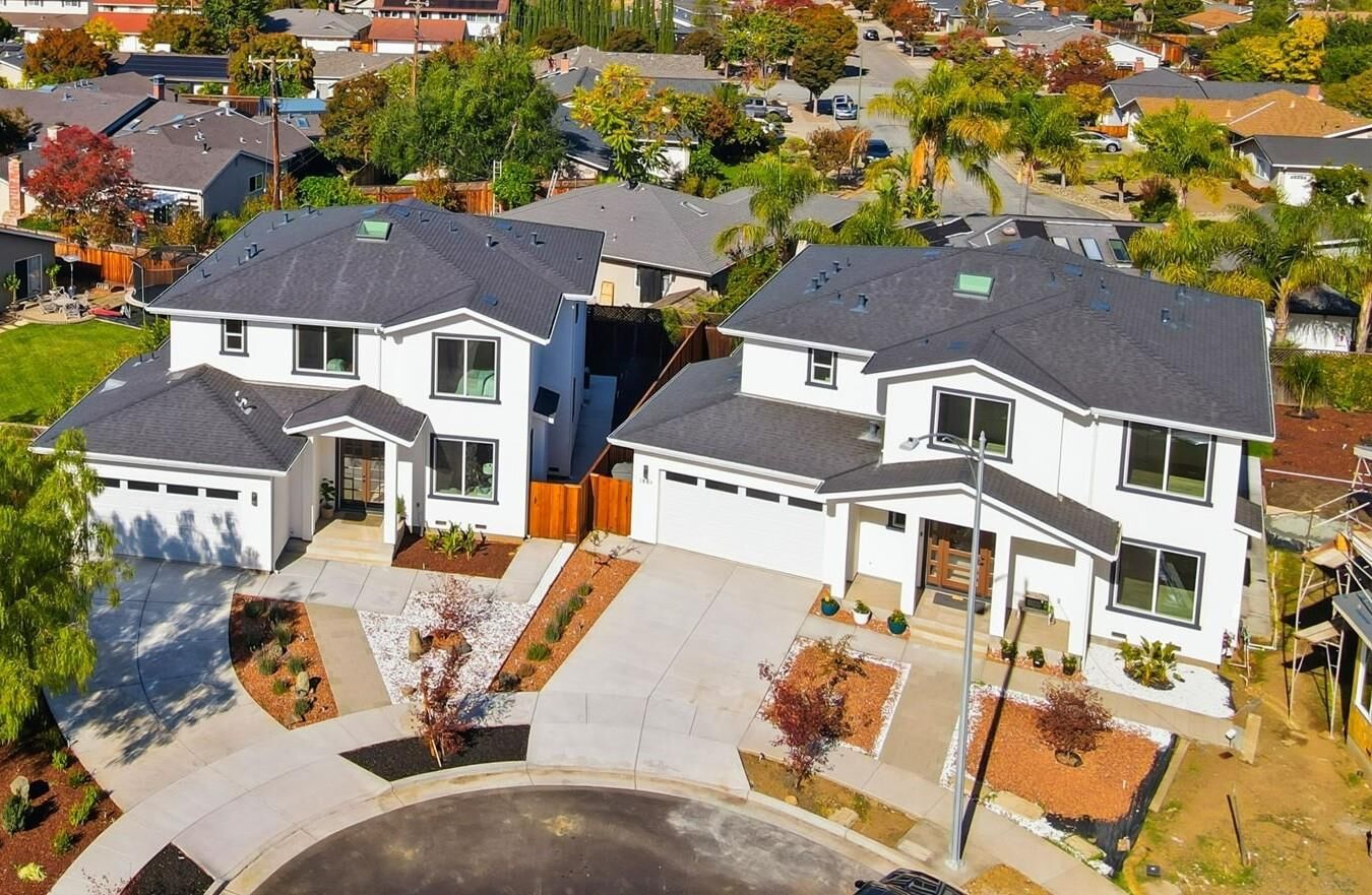 Property Photo: 1681 Zinnia Lane CA 95124