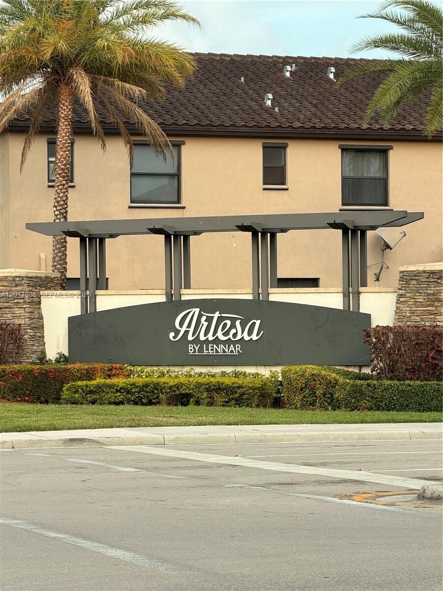 Property Photo:  11532 SW 248th Ln  FL 33032 