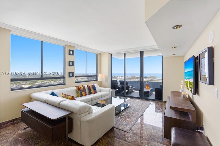 Property Photo:  1330 West Ave Ph05  FL 33139 