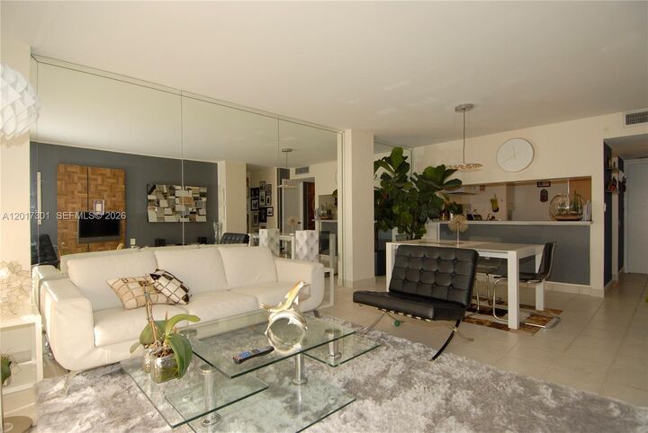 Property Photo: 600 NE 36 St 1212 FL 33137