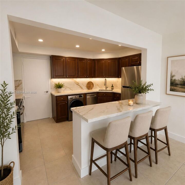 Property Photo: 1408 Brickell Bay Dr 1104 FL 33131