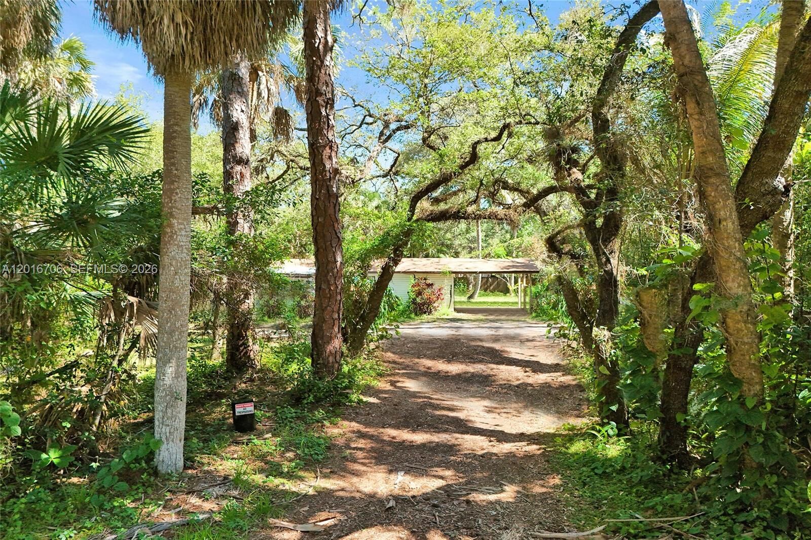 Property Photo:  2865 Riverland Rd  FL 33312 