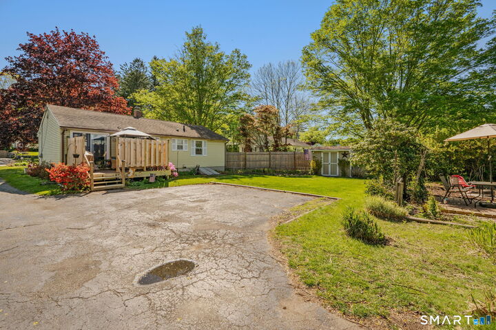 Property Photo:  137 Fitchville Road  CT 06334 