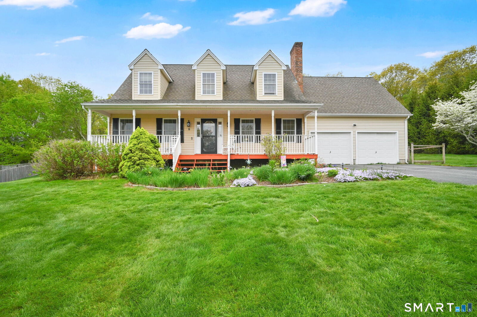 Property Photo:  5 Tuckers Run  CT 06339 