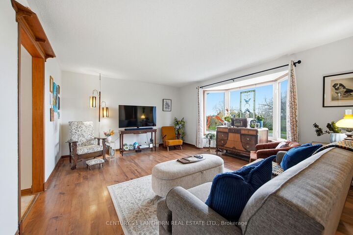Property Photo:  1337 Hamilton Road  ON K8V 5P8 