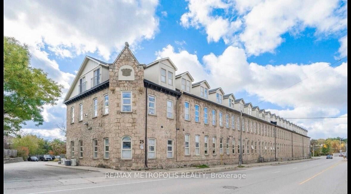 Property Photo:  25 Concession Street 110  ON N1R 2G6 