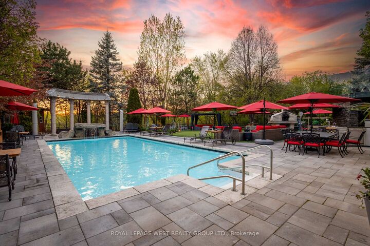 Property Photo: 24 McArthur Heights ON L6Z 3N2