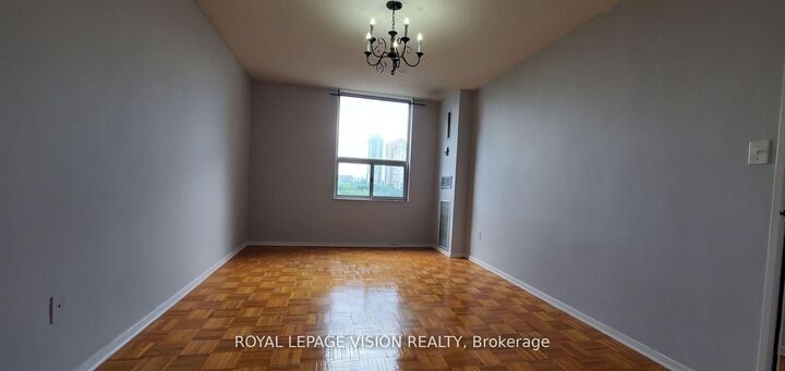 Property Photo: 20 Edgecliff Golfway 1202 ON M3C 3A4