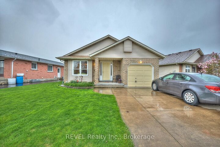 7395 Alex Avenue — photo 1