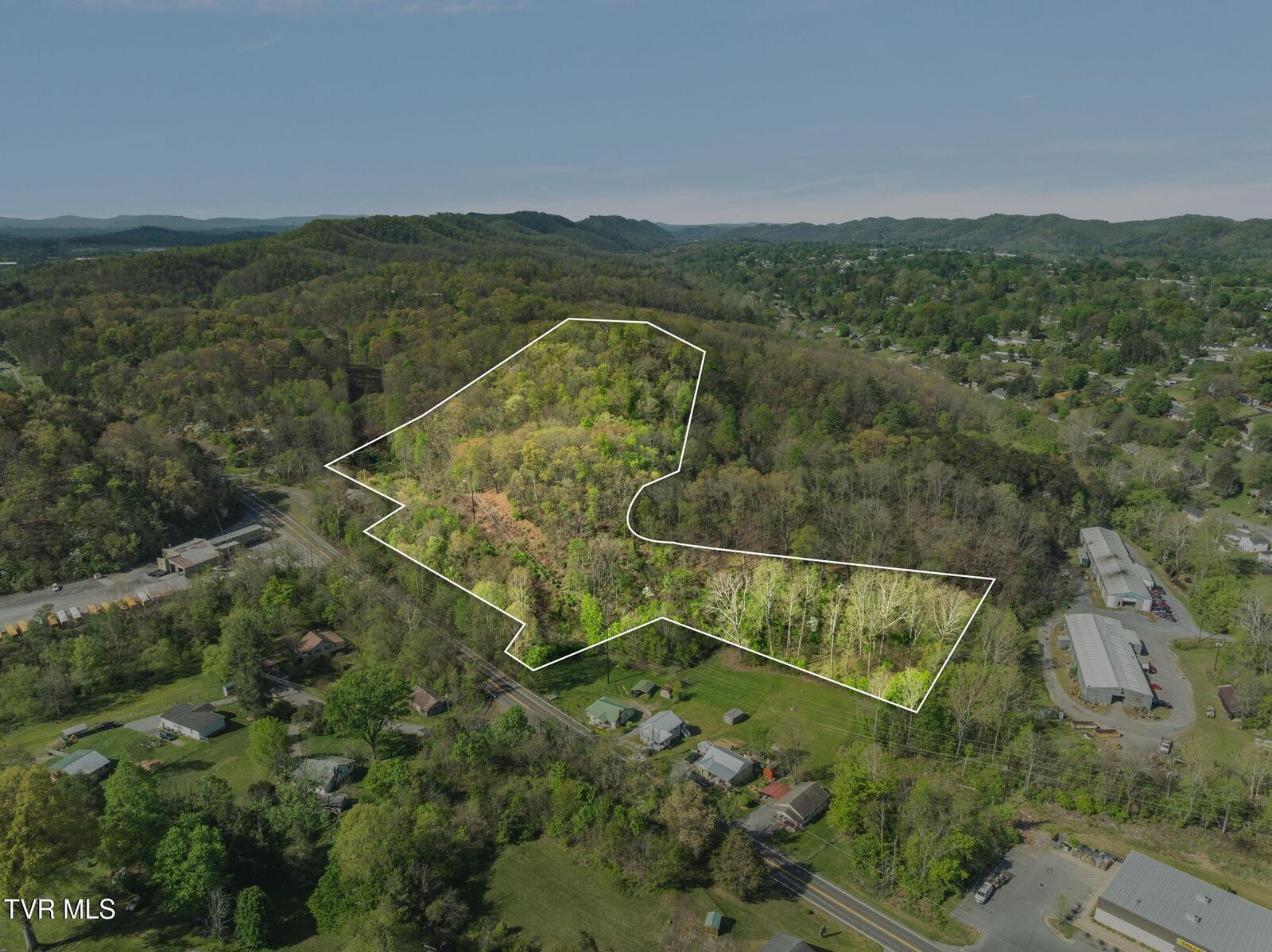 Property Photo: 1848 Weaver Pike TN 37620