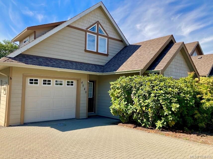 Property Photo:  4040 Blackberry Lane  BC V8X 5J4 