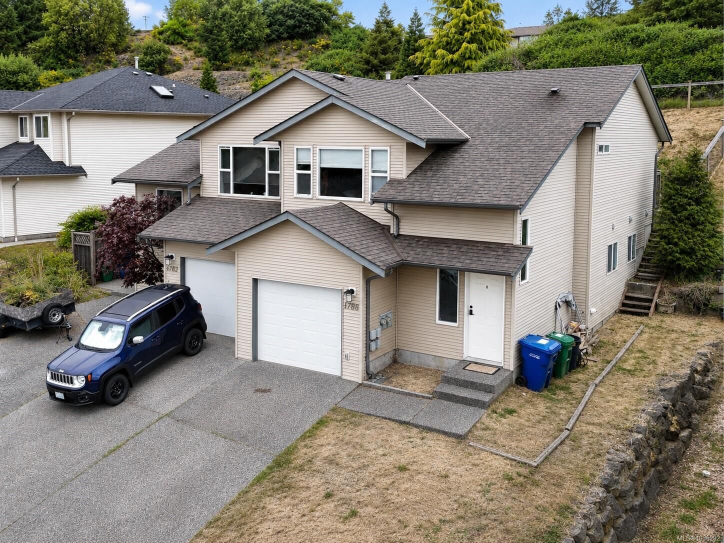Property Photo:  4780 Fairbrook Cres  BC V9T 6M6 