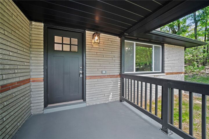 Property Photo:  271 Forest Grove Rd  PA 15108 