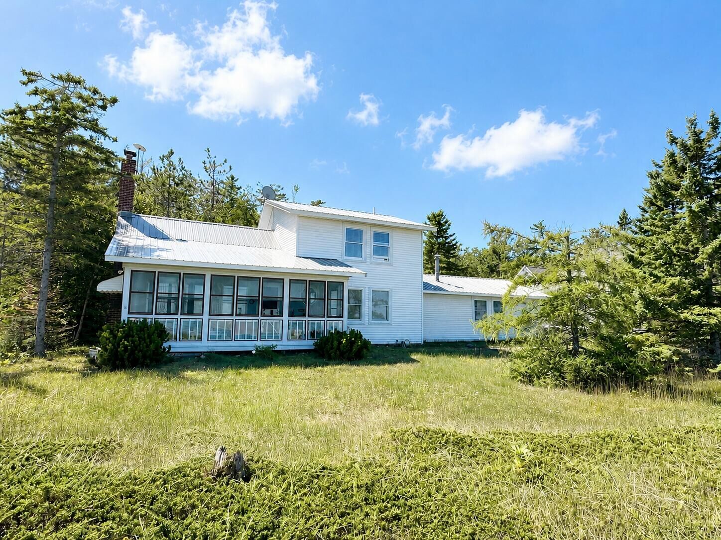 Property Photo:  18453 Nipigon Lane  MI 49759 