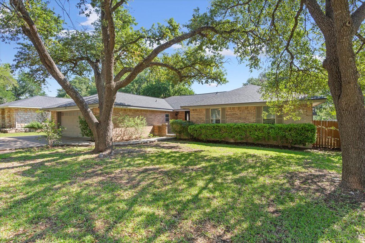 Property Photo:  1203 Saint Williams Avenue  TX 78681 