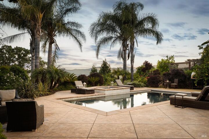 Property Photo: 5318 Laurel Ridge Court CA 94534