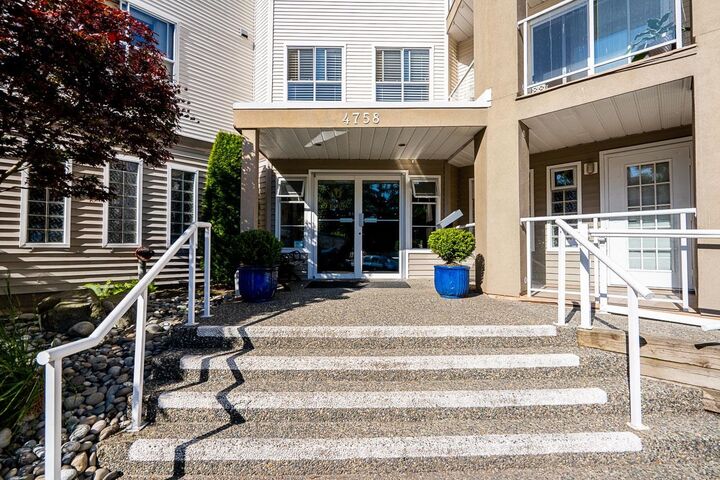 Property Photo: 4758 53 Street #212 BC V4K 2Z1