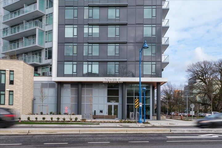 Property Photo: 6808 Minoru Boulevard 904 BC V6Y 0M7