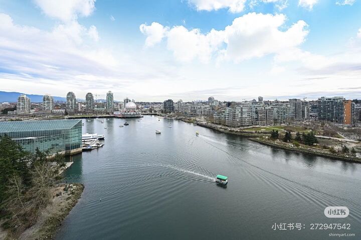 Property Photo:  8 Smithe Mews  BC V6B 0A5 