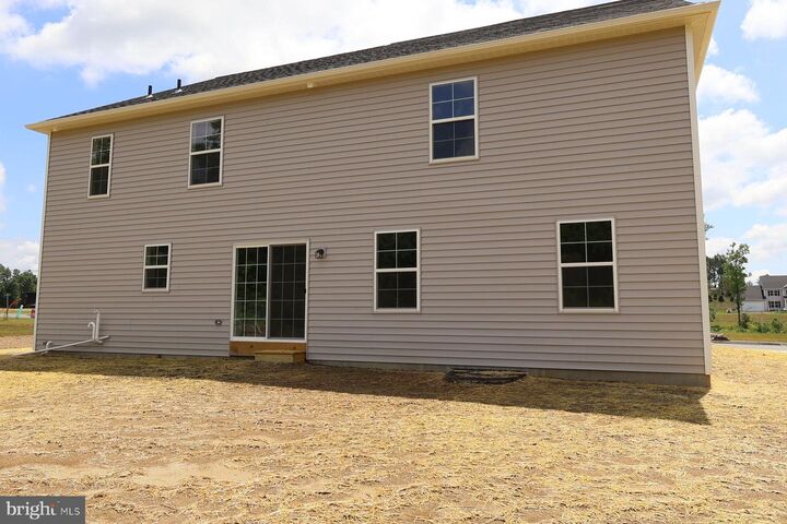 Property Photo:  468 Parkside Way  PA 17543 