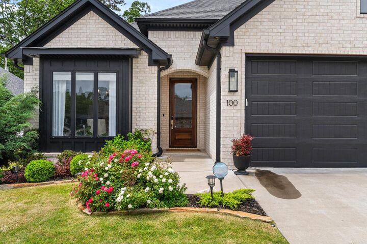 Property Photo:  100 Willow Point Drive  AR 72223 