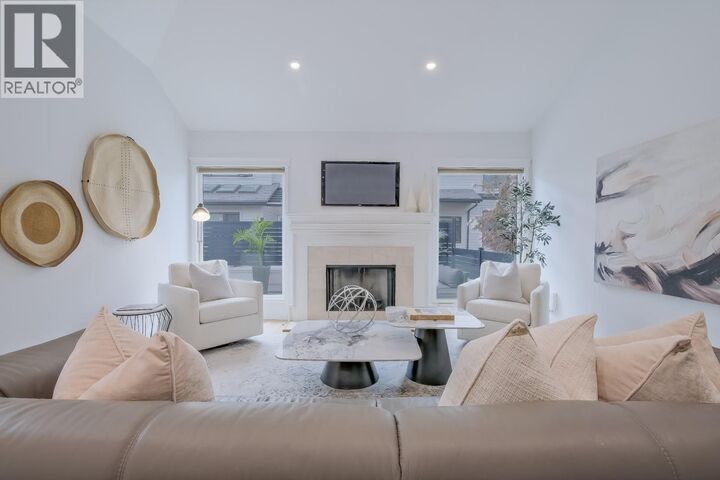 Property Photo: 414 West Avenue 11 BC V1Y 4Z2