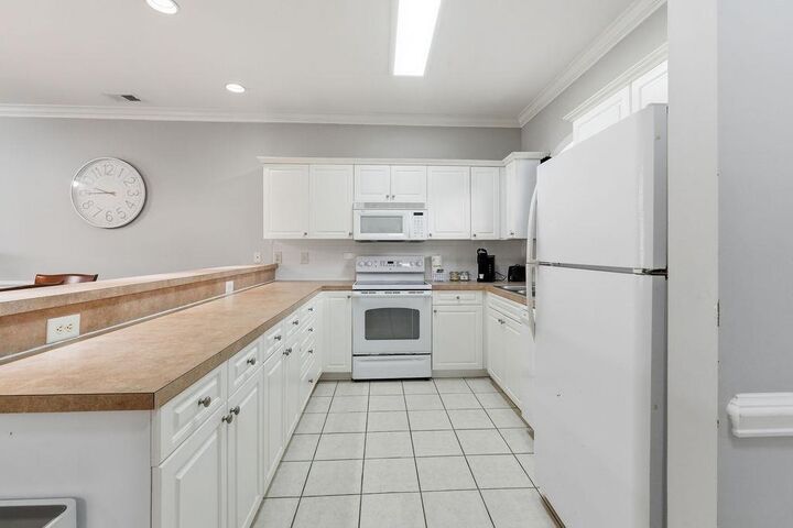Property Photo:  4803 Bovardia Pl. 203  SC 29577 
