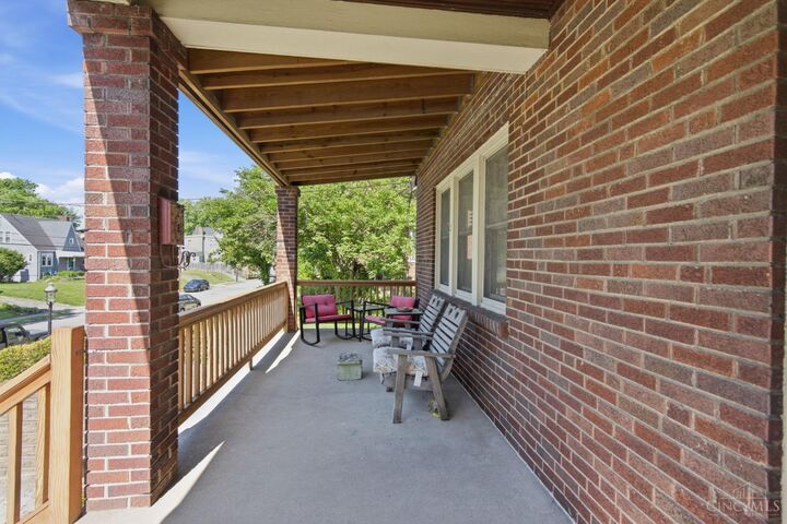 Property Photo:  3024 Mapleleaf Avenue  OH 45213 